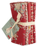 TILDA Merry Little Christmas by Tone Finnanger 300242 FQ Bundle 5 Red .